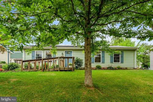 719 N Belfort St, STERLING, VA, 20164-2925 | Card Image