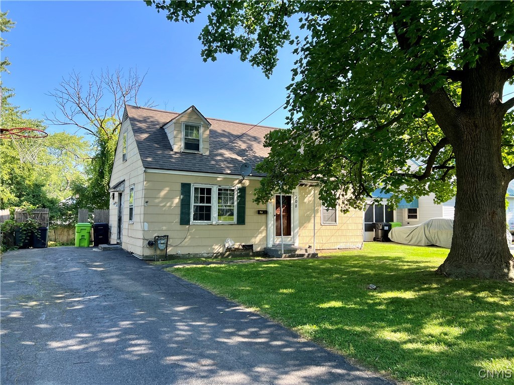 Leonard St, Syracuse, NY 13211