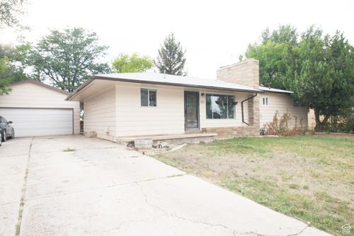 345 700, Roosevelt, UT, 84066-2566 | Card Image
