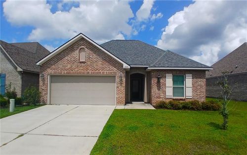 445 Tiger Ave, Covington, LA, 70433-5266 | Card Image