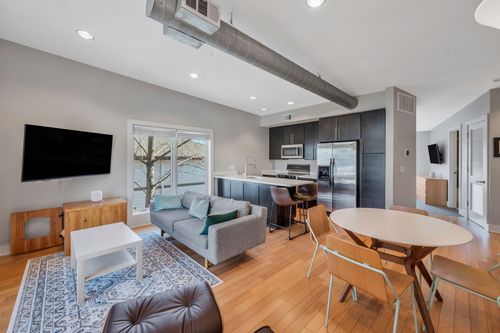 221 S 11th St, Nashville, TN, 37206-2938 | Card Image