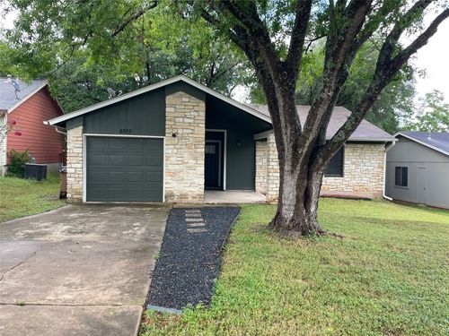 4805 Bergfield Dr, Austin, TX, 78744-3054 | Card Image
