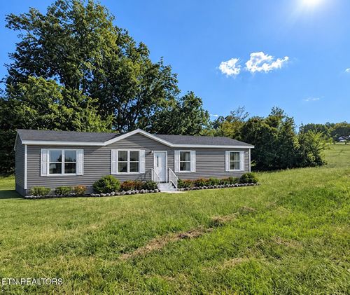 1807 Chestnut St, Sweetwater, TN, 37874-1228 | Card Image
