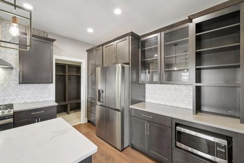 2109 Korgen Dr, STOUGHTON, WI, 53589-5613 | Card Image