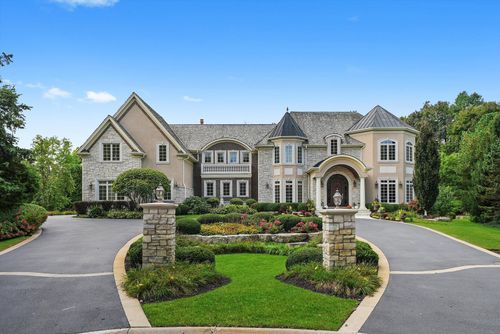 80 Geneva Ct, Inverness, IL, 60010-5438 | Card Image