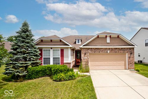 8176 Crumwell Dr, Avon, IN, 46123-7006 | Card Image