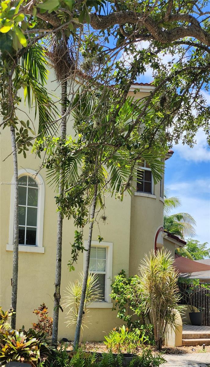 23rd St, Fort Lauderdale, FL 33315
