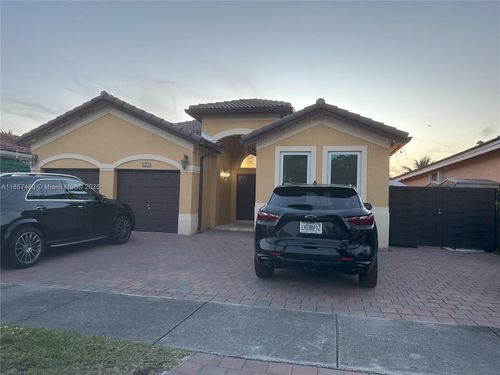 4032 Sw 154th Ct, Miami, FL, 33185-5442 | Card Image