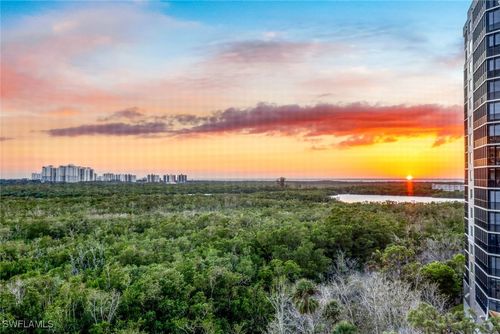 apt-902-455 Cove Tower Dr, NAPLES, FL, 34110-6521 | Card Image