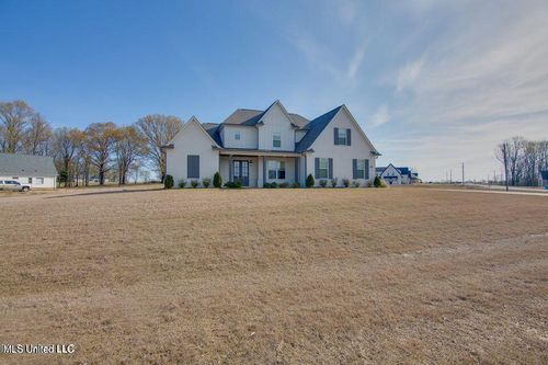 4619 Pierce Dr, Hernando, MS, 38632-2568 | Card Image