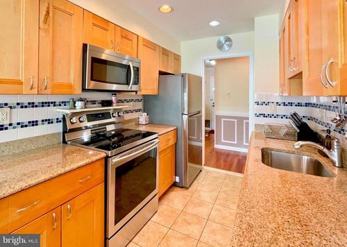 307-2817 Jermantown Rd, OAKTON, VA, 22124-2507 | Card Image