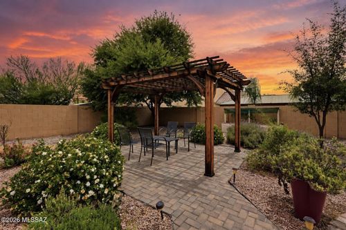 715 W Camino Curvitas, Sahuarita, AZ, 85629 | Card Image
