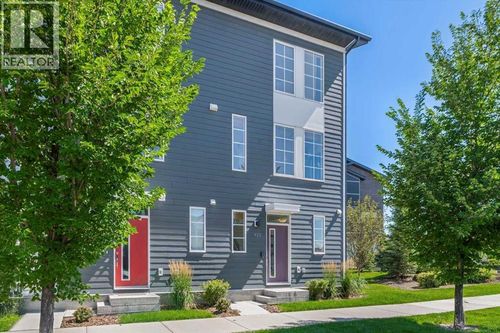 922 Walgrove Blvd Se, Calgary, AB, T2X4C2 | Card Image