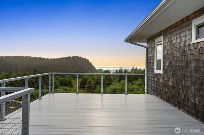 3030 Oceanview Ct, House other with 3 bedrooms, 3 bathrooms and 2 parking in Ilwaco WA | Image 32