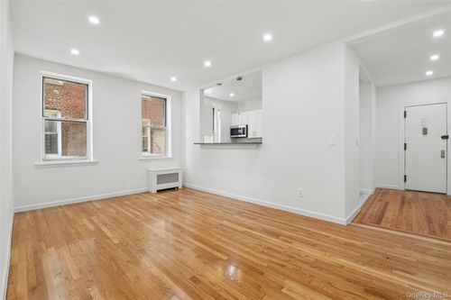apt-3k-34 90th St, Jackson Heights, NY, 11372-3612 | Card Image