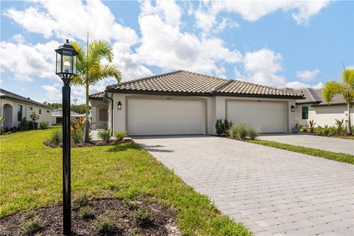 19597 Hinkley Dr, Estero, FL, 33928-2764 | Card Image
