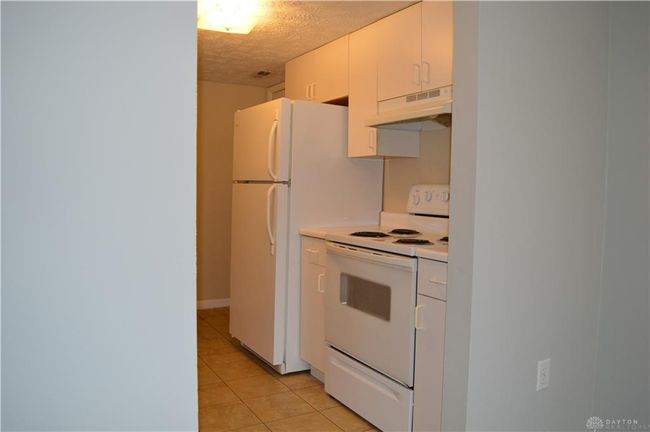 1215 Robbins Run Ct, Townhouse with 2 bedrooms, 2 bathrooms and null parking in Washingtn Twp OH | Image 7