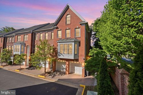 1320 Lessard Ln, MCLEAN, VA, 22101-3630 | Card Image