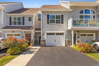 208 Sacandaga Loop, Condo with 2 bedrooms, 3 bathrooms and null parking in Fishkill NY | Image 3