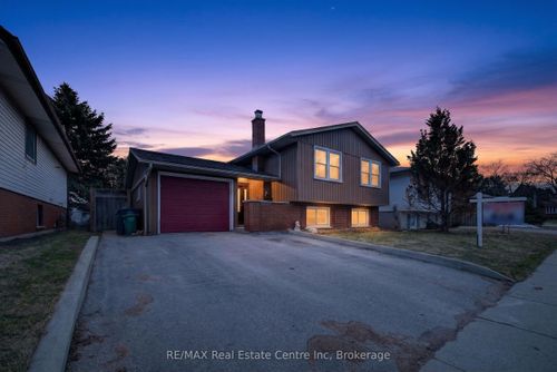 7 Sanderson Dr, Guelph, ON, N1H6T7 | Card Image