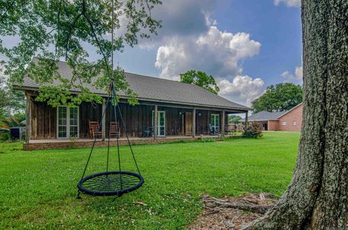 435 Corsair Dr, Baton Rouge, LA, 70810-5512 | Card Image