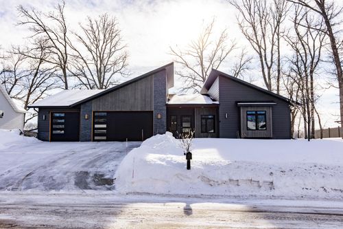 1885 Aspen Dr, Detroit Lakes, MN, 56501-4740 | Card Image