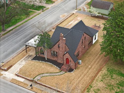411 2nd Ave, Fayetteville, TN, 37334-2310 | Card Image