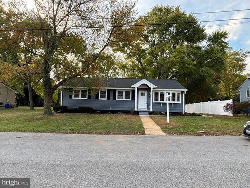 5742 1st Ave, BALTIMORE, MD, 21227-4303 | Card Image