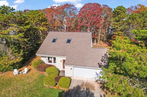 88 Pheasant Ln, East Falmouth, MA, 02536-6031 | Card Image