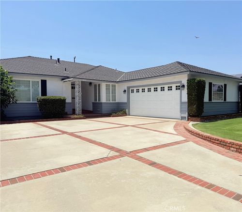 8601 Bel Air St, Buena Park, CA, 90620-4003 | Card Image