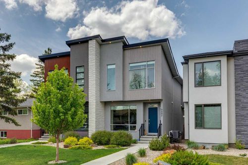3507 41 St Sw, Calgary, AB, T3E3L4 | Card Image