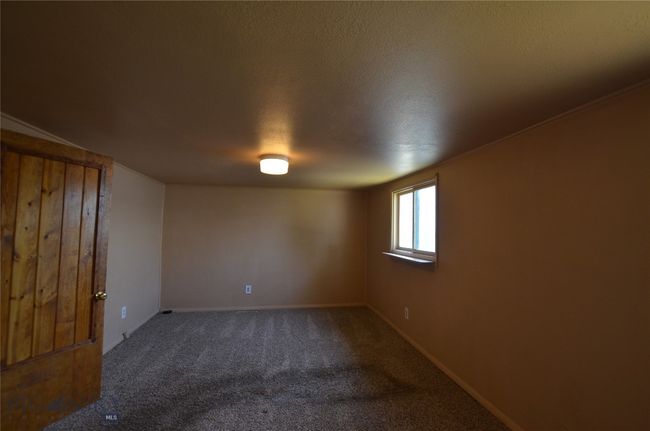 Main floor bedroom | Image 10