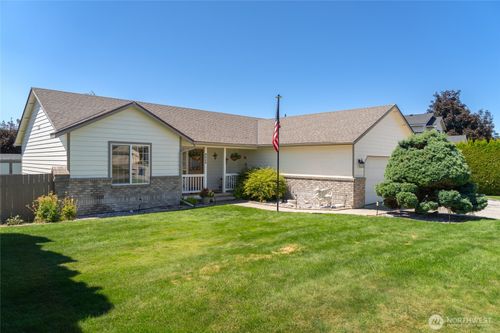 2455 Plateau Dr, East Wenatchee, WA, 98802-8294 | Card Image