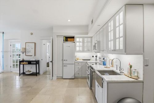 apt-1205-350 S Miami Ave, Miami, FL, 33130-1918 | Card Image