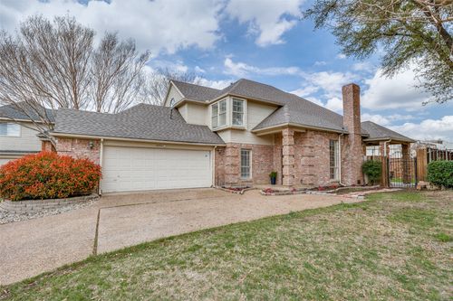 3490 Forest Hills Cir, Garland, TX, 75044-2000 | Card Image