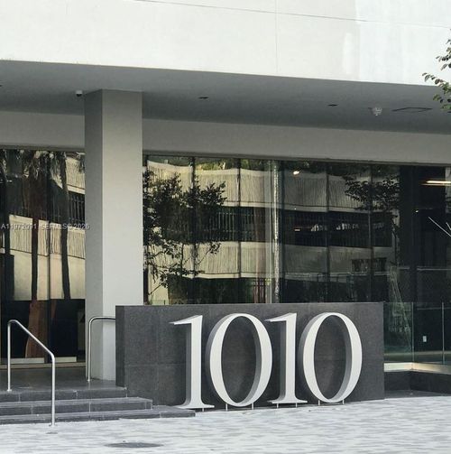 unit-3509-1010 Brickell Ave, Miami, FL, 33131-3783 | Card Image
