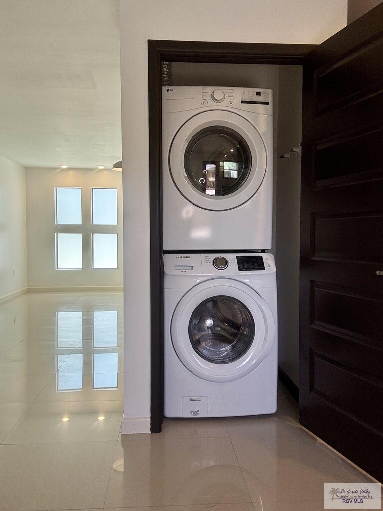 Residential Lease in Brownsville 4