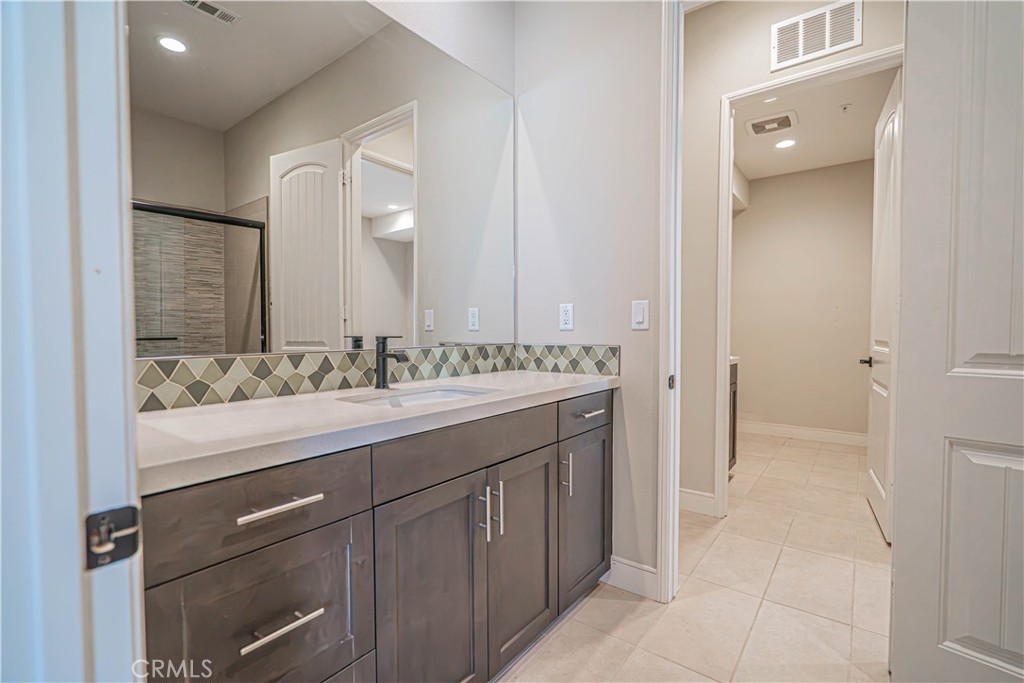 Residential Lease in Palmdale 5
