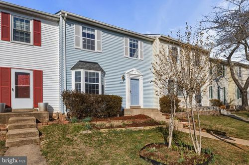 8516 Sandstone Way, MANASSAS PARK, VA, 20111-2390 | Card Image