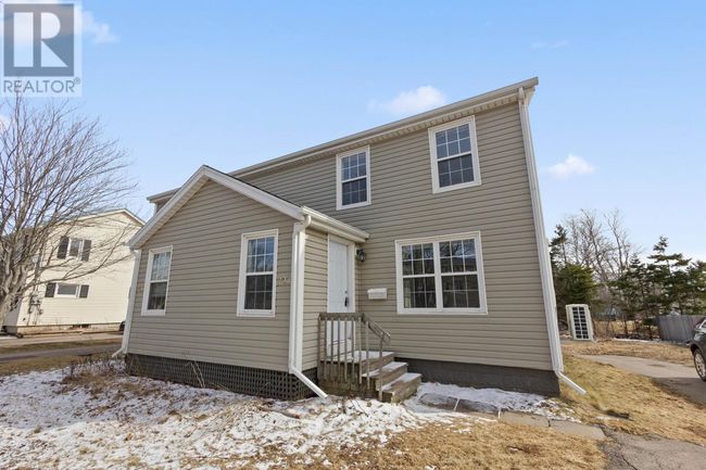 204 Belvedere Ave, Townhouse with 3 bedrooms, 1 bathrooms and null parking in Charlottetown PE | Image 16