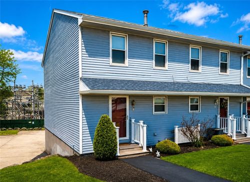 18-4 Smithfield Rd, North Providence, RI, 02904-5347 | Card Image