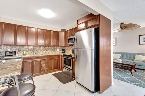 4049 Wolverton C, Boca Raton, FL, 33434-4520 | Card Image