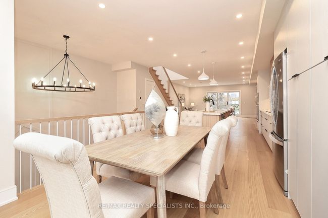 1048 Roosevelt Rd, House attached with 5 bedrooms, 6 bathrooms and 2 parking in Mississauga ON | Image 15