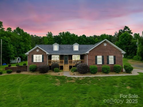 1060 S Lentz Harness Shop Rd, Mount Pleasant, NC, 28124-9300 | Card Image