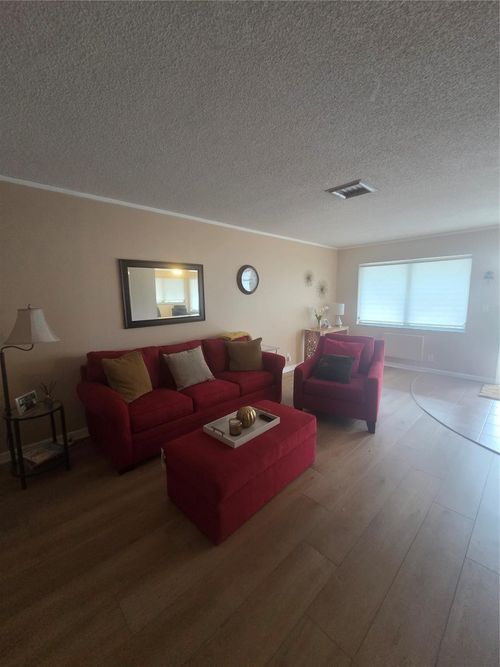 201-1920 Ne 51st Ct, Fort Lauderdale, FL, 33308-3761 | Card Image