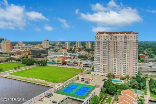 ph-6-400 E Bay St, JACKSONVILLE, FL, 32202-2976 | Card Image
