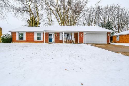 737 Honeysuckle Dr, Greenville, OH, 45331-2337 | Card Image