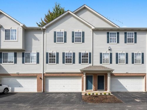 445 Evergreen Cir, Gilberts, IL, 60136-4054 | Card Image