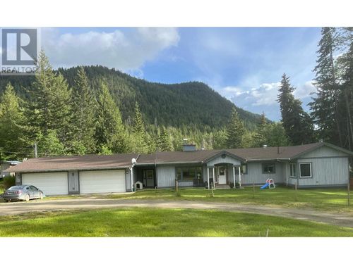 1460 Heffley-Louis Creek Rd, Heffley Creek, BC, V0E1Z1 | Card Image