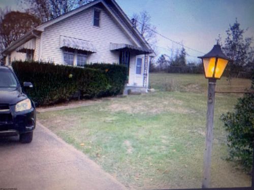 4564 S Calhoun Hwy, Grantsville, WV, 26147-8084 | Card Image